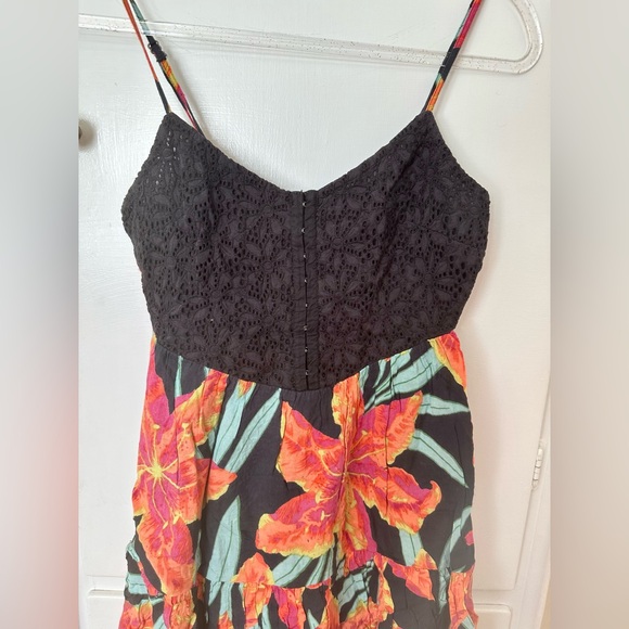 Billabong Sunny Bliss Crochet Bodice Dress - EUC - Picture 3 of 6